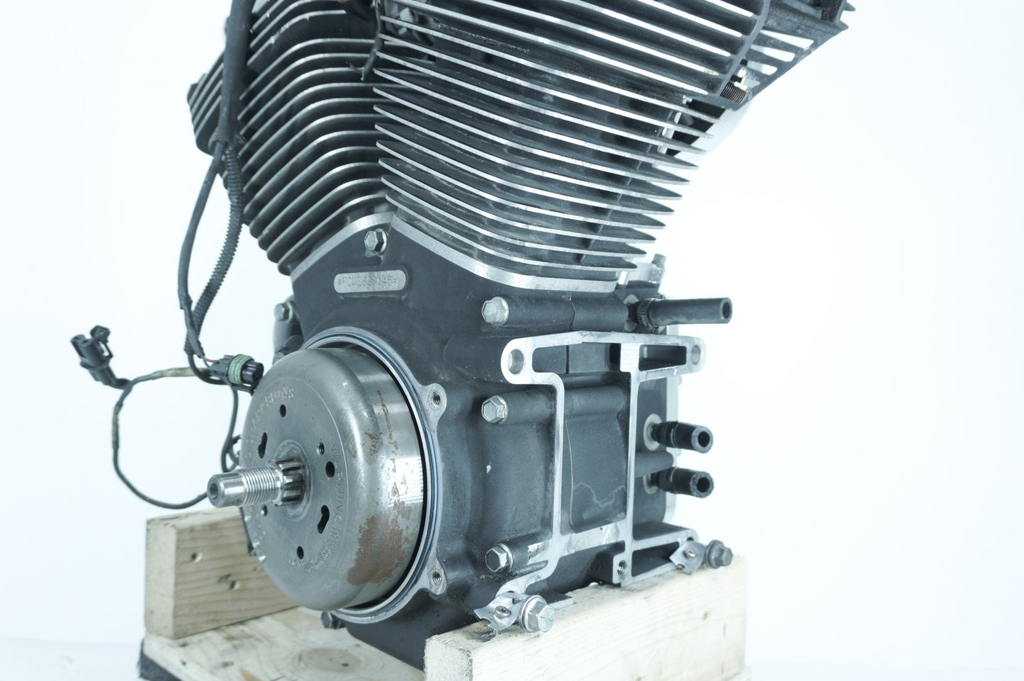 1999 - 2006 Harley-Davidson Touring Electra Glide Ultra EFI Twin Cam 88 Engine Motor  	16180-02
