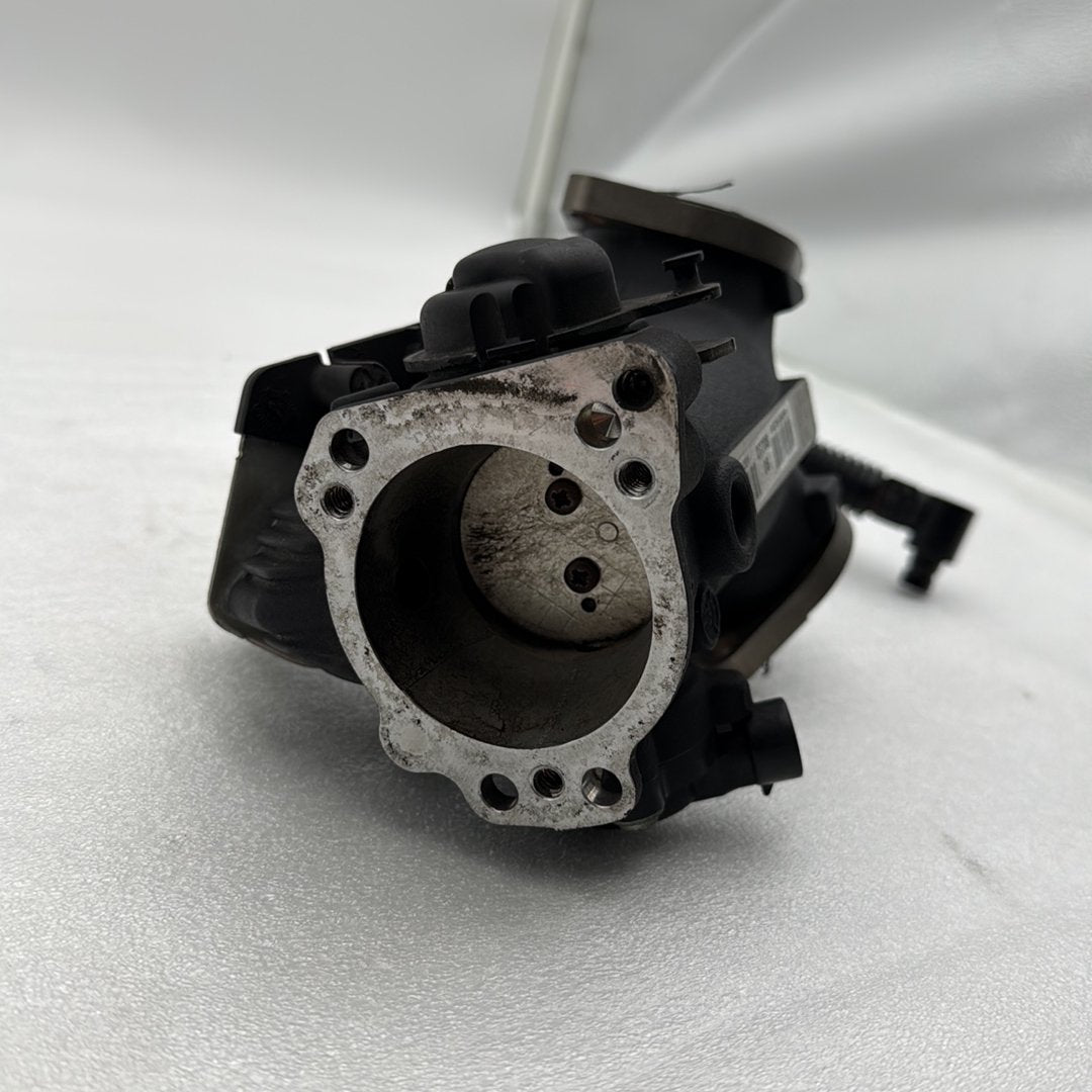 2007 - 2013 Harley-Davidson Touring Electra Glide Ultra Engine Intake Manifold Throttle Body 27708-06
