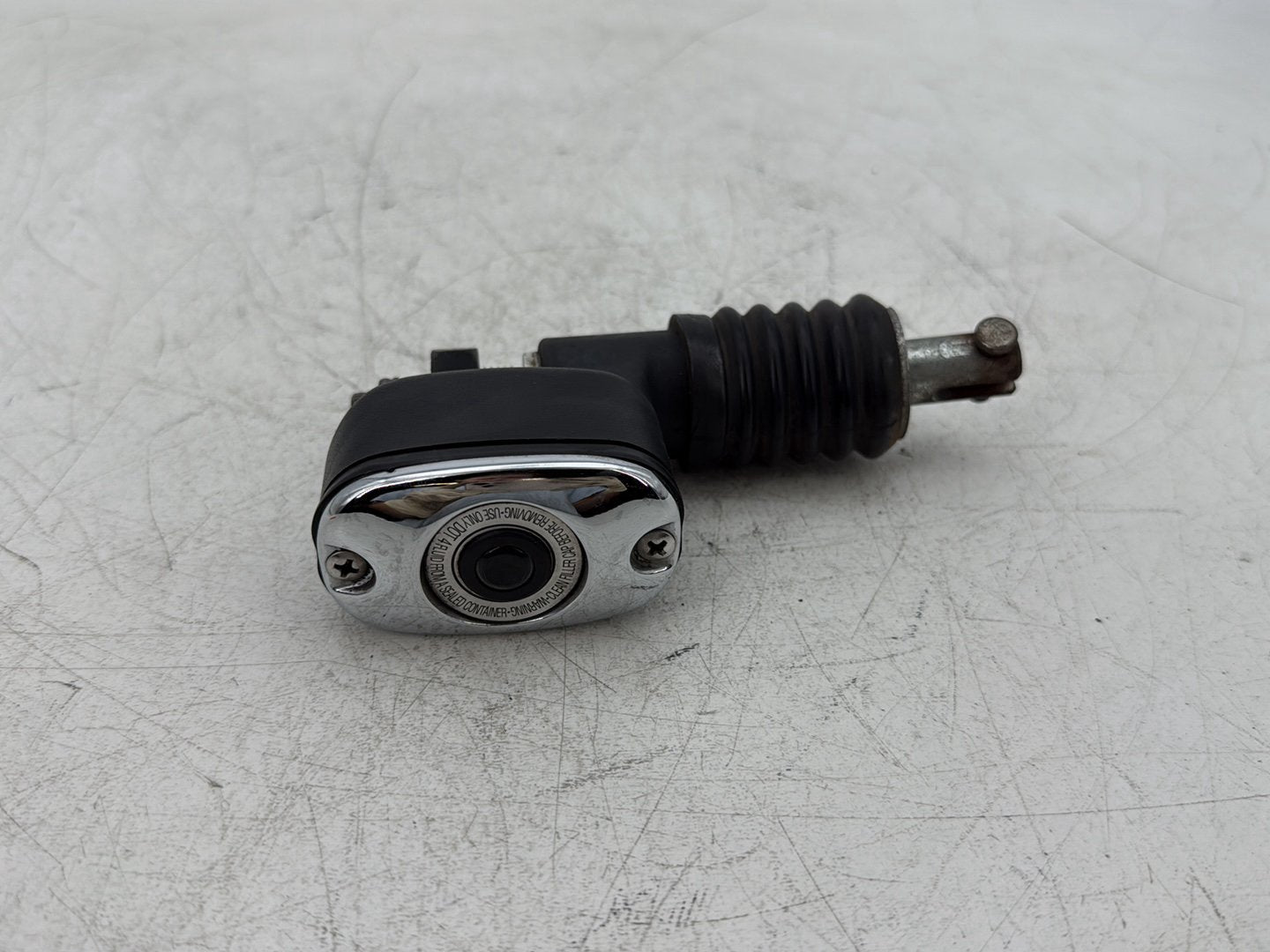 2006 Harley Electra Glide Touring Classic FLHTCI OEM Rear Brake Master Cylinder Reservoir