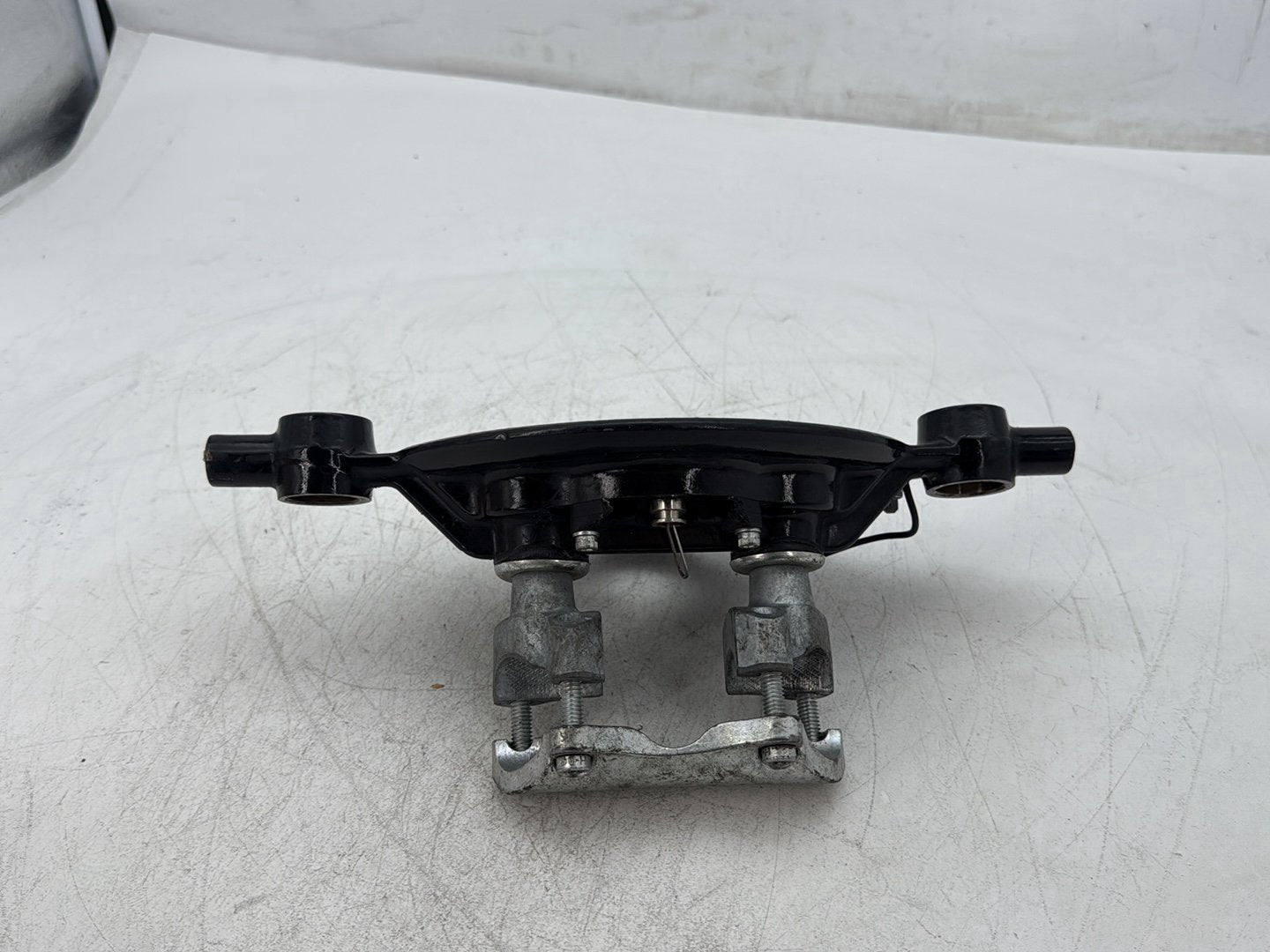 2013 Harley Electra Glide Touring Ultra FLHTCUI OEM Front Fork Upper Triple Tree Clamps