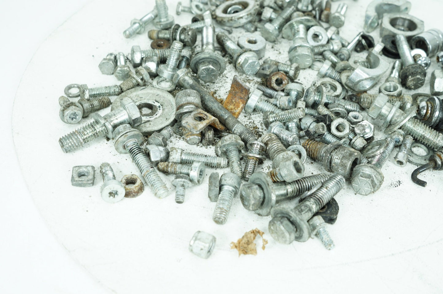 1999 - 2006 Harley-Davidson Touring Electra Glide Classic Hardware Bolts Nuts & Brackets