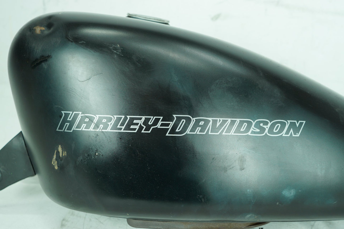 2009 - 2016 Harley-Davidson Sportster Iron Fuel Gas Tank Gasoline Reservoir 61405-07