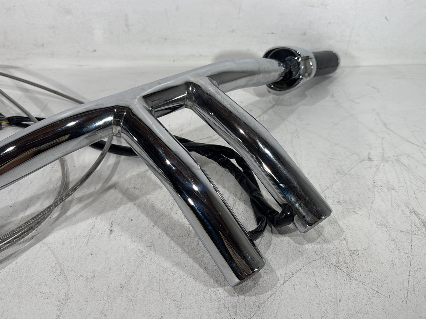 2003 Harley Dyna Wide Glide FXDWG OEM Handlebars Left Right Switches Controls