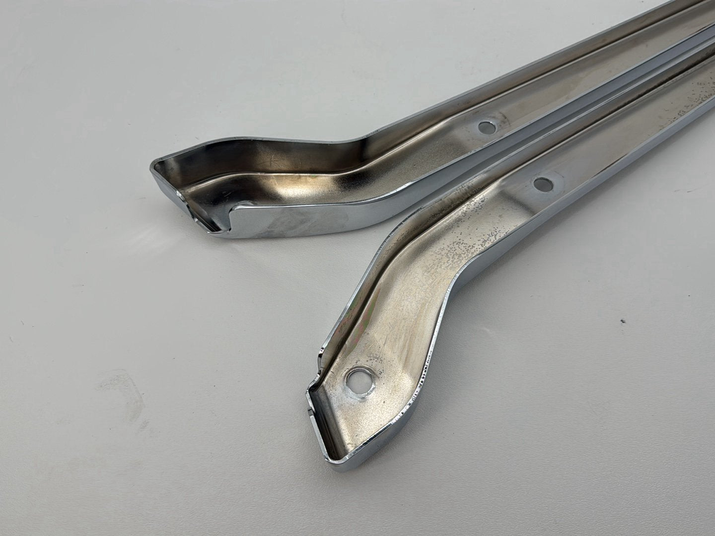1999 - 2006 Harley-Davidson Dyna Wide Glide Left Right Saddlebag Fender Struts Brackets 59893-96