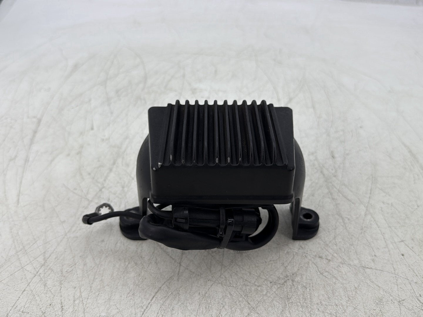 2004 Harley Road King Touring Custom FLHRSI OEM Voltage Regulator Rectifier