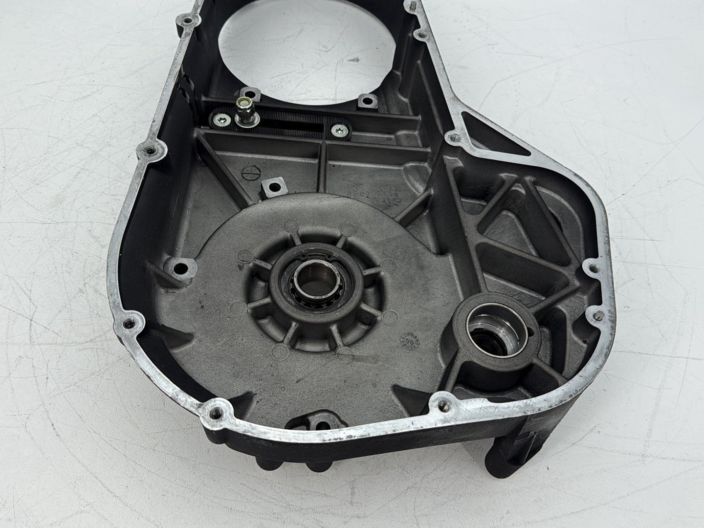 2006 Harley Touring FLHRI Road King OEM Inner Primary Clutch Cover