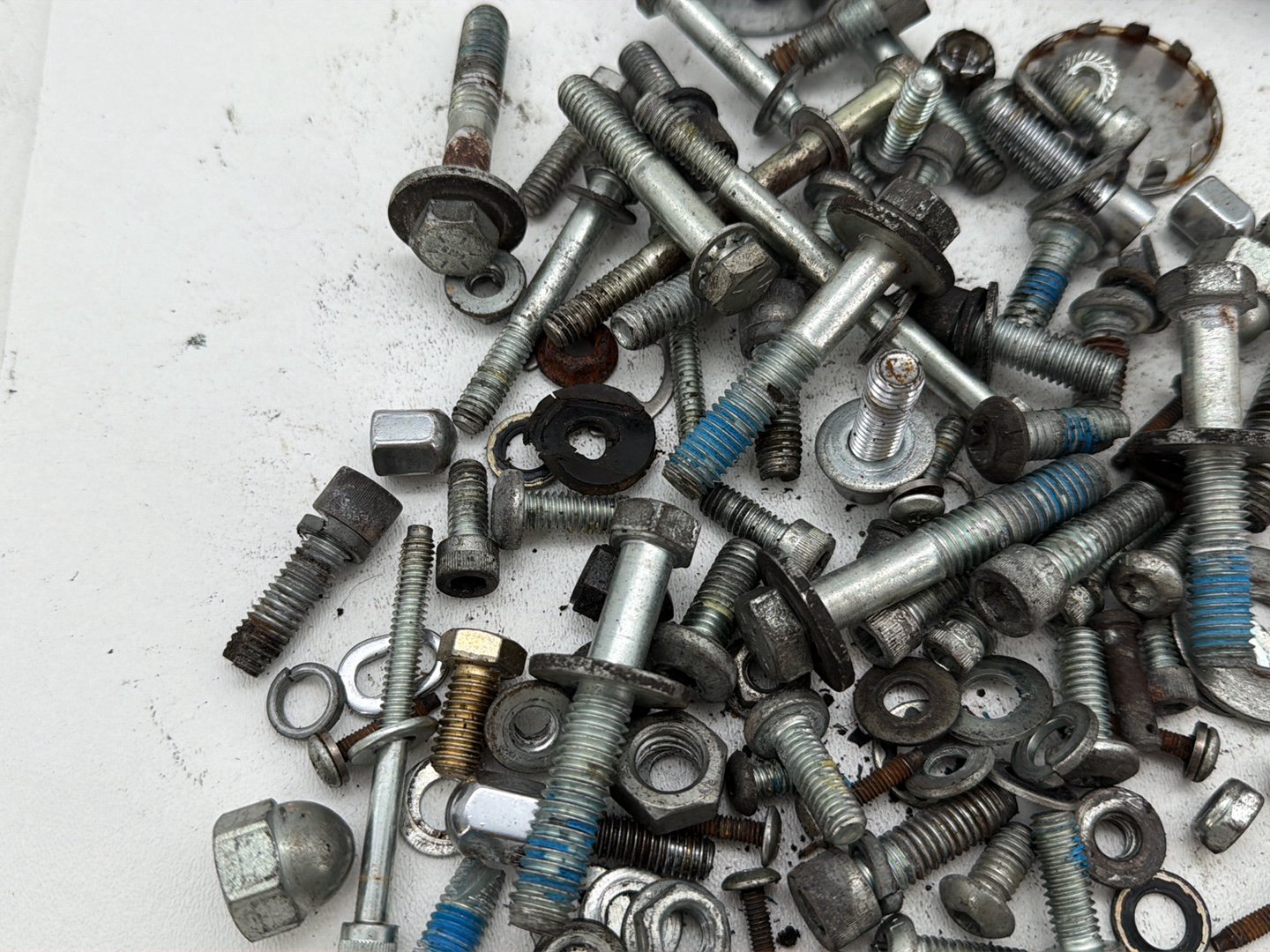 2009 Harley Dyna Street Bob FXDB OEM Hardware Bolts Nuts & Brackets