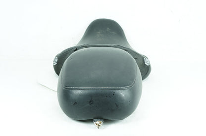 1999 - 2006 Harley-Davidson Touring Electra Glide Passenger Rider Driver Seat Saddle  	51704-05