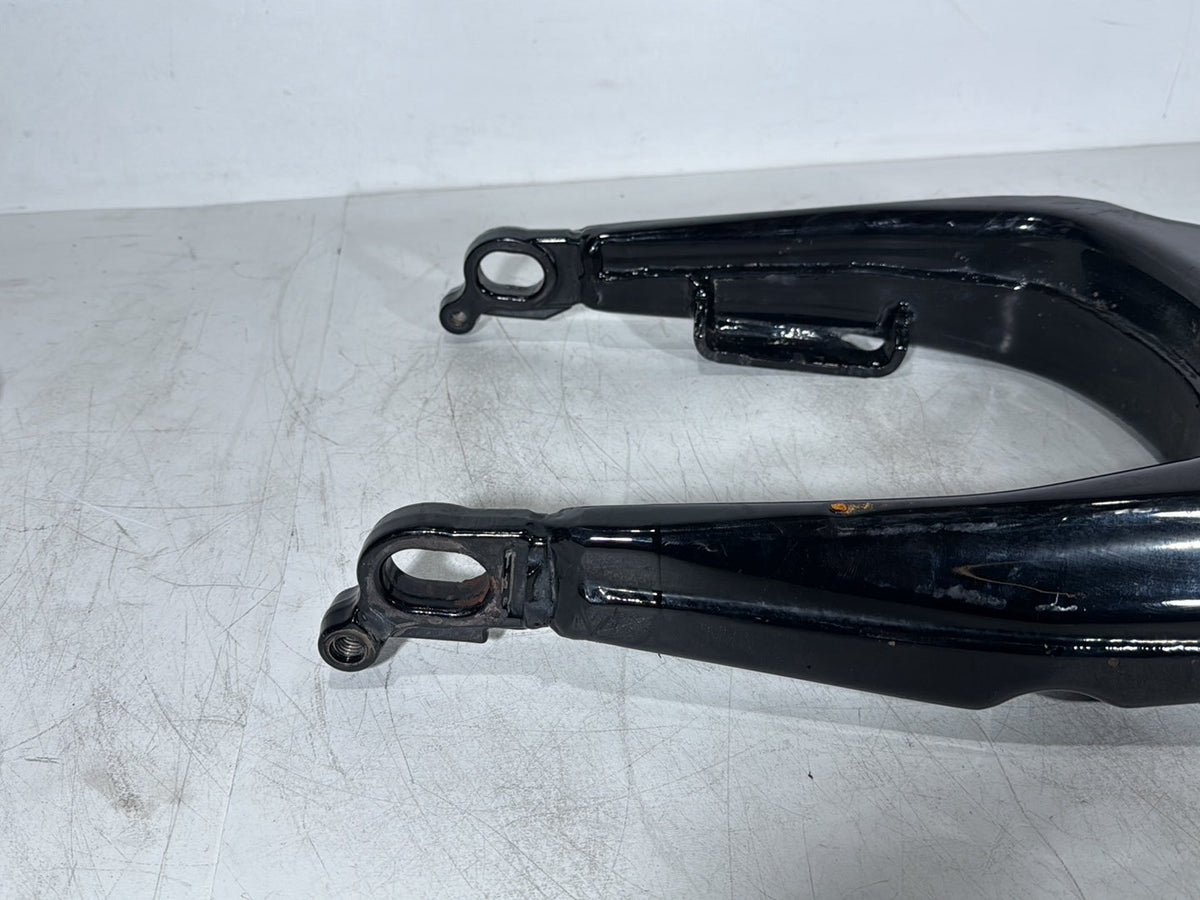 2008 - 2016 Harley-Davidson Touring Electra Glide Ultra Rear Fork Swingarm Swing Arm 47549-09