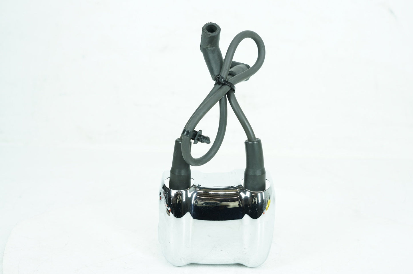 2007 - 2012 Harley-Davidson Softail Deluxe Ignition Coil Spark Plugs Cable 31696-07A
