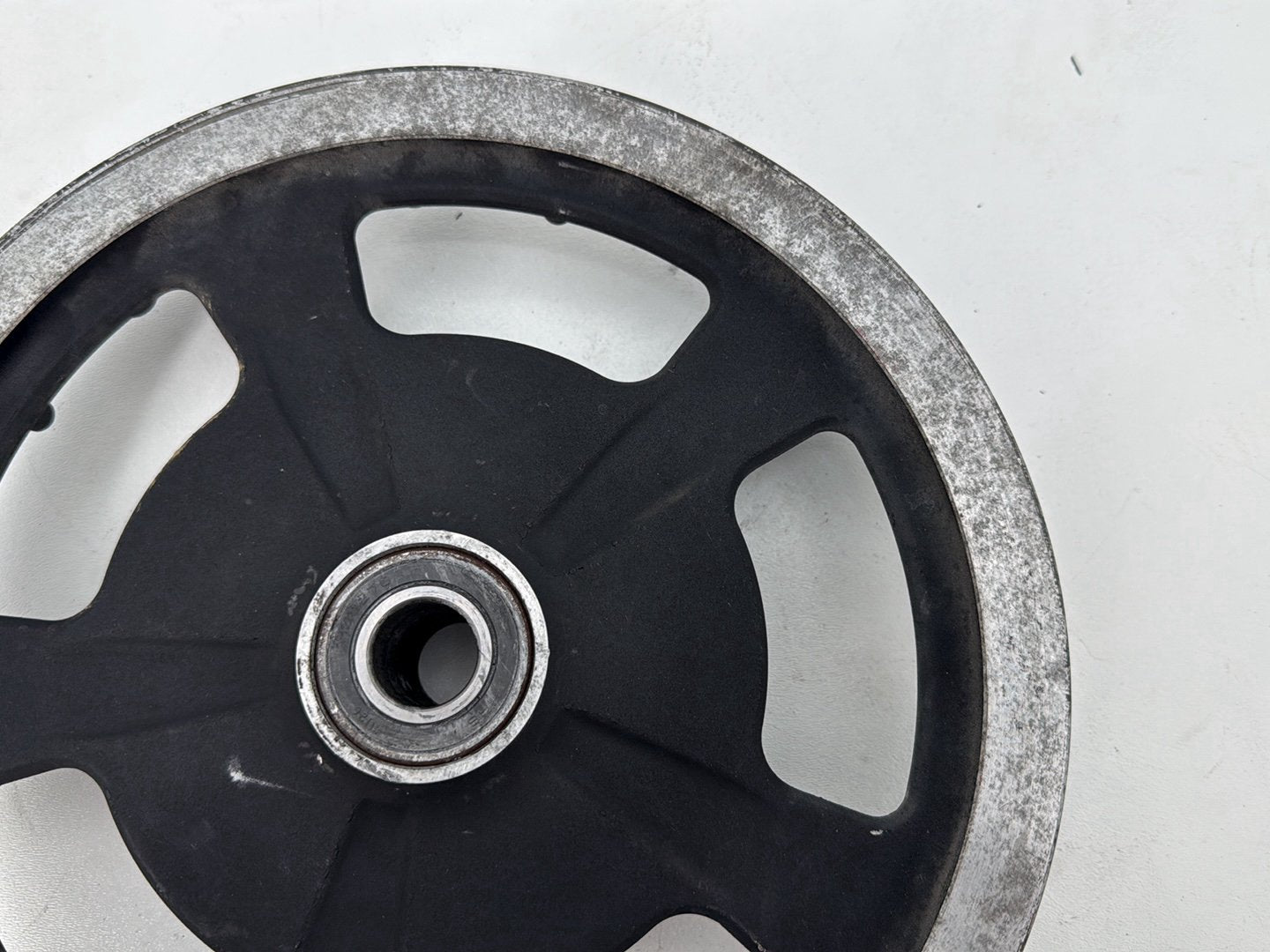 2013 Harley Street Glide Touring FLHX OEM Rear Driver Pulley Sprocket
