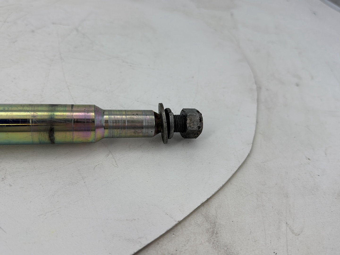 2006 Harley Dyna Super Glide Custom FXDCI OEM Front Wheel Axle Bolt Shaft