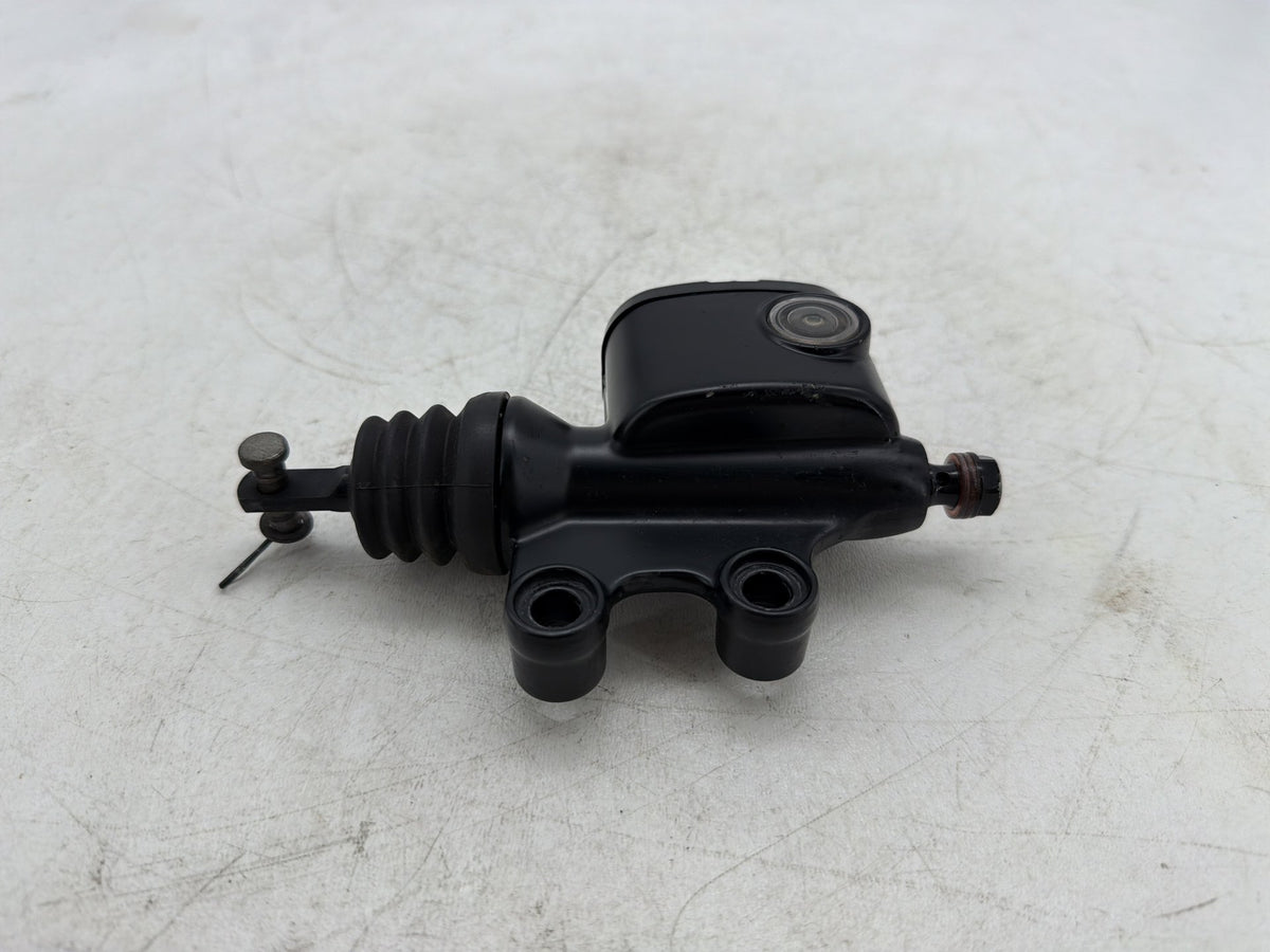 2012 Harley Street Glide Touring FLHX OEM Rear Brake Master Cylinder Reservoir