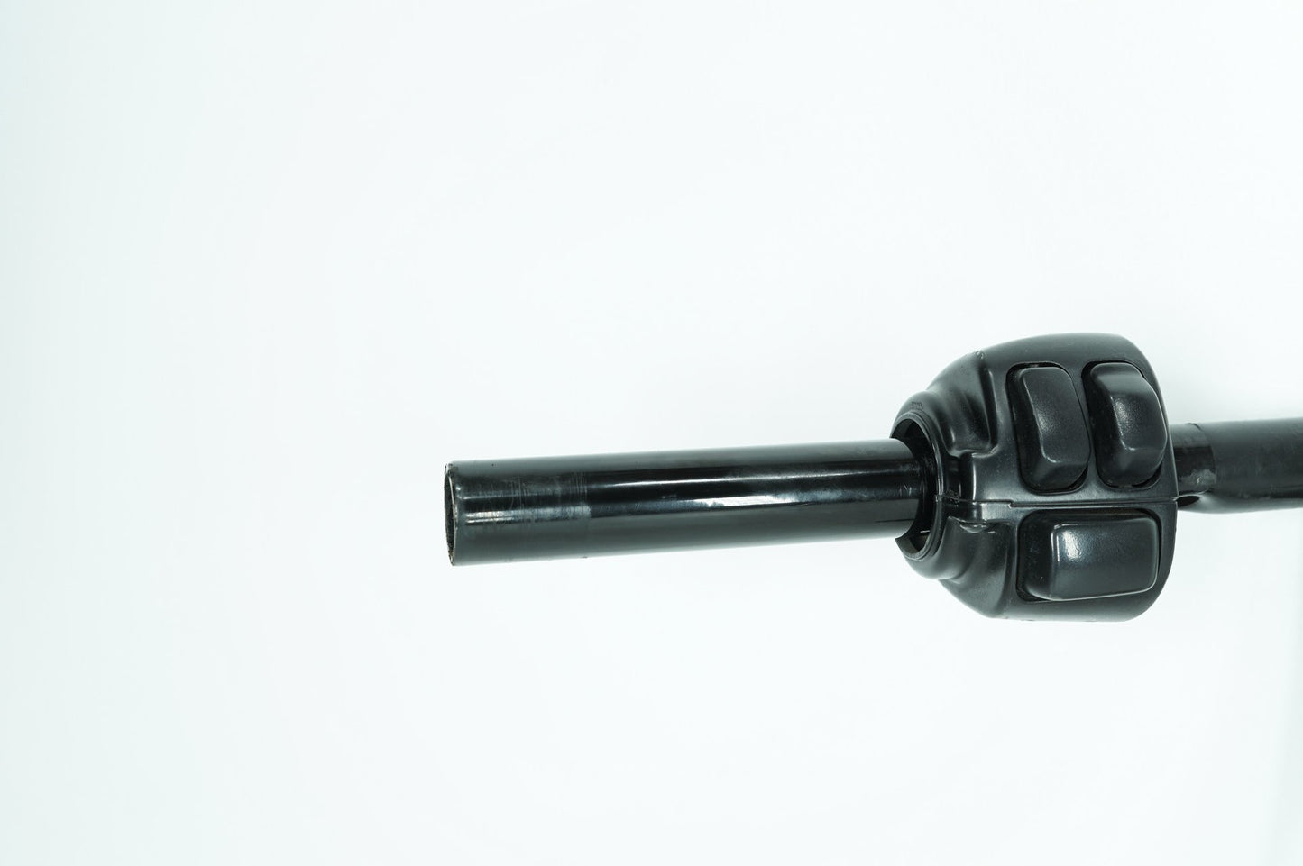 2004 - 2013 Harley-Davidson Sportster Base 883 Handlebars Left Right Switches Controls  	71682-06A