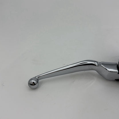 2007 - 2012 Harley-Davidson Touring Street Glide Front Right Brake Lever Master Cylinder  	45105-05A