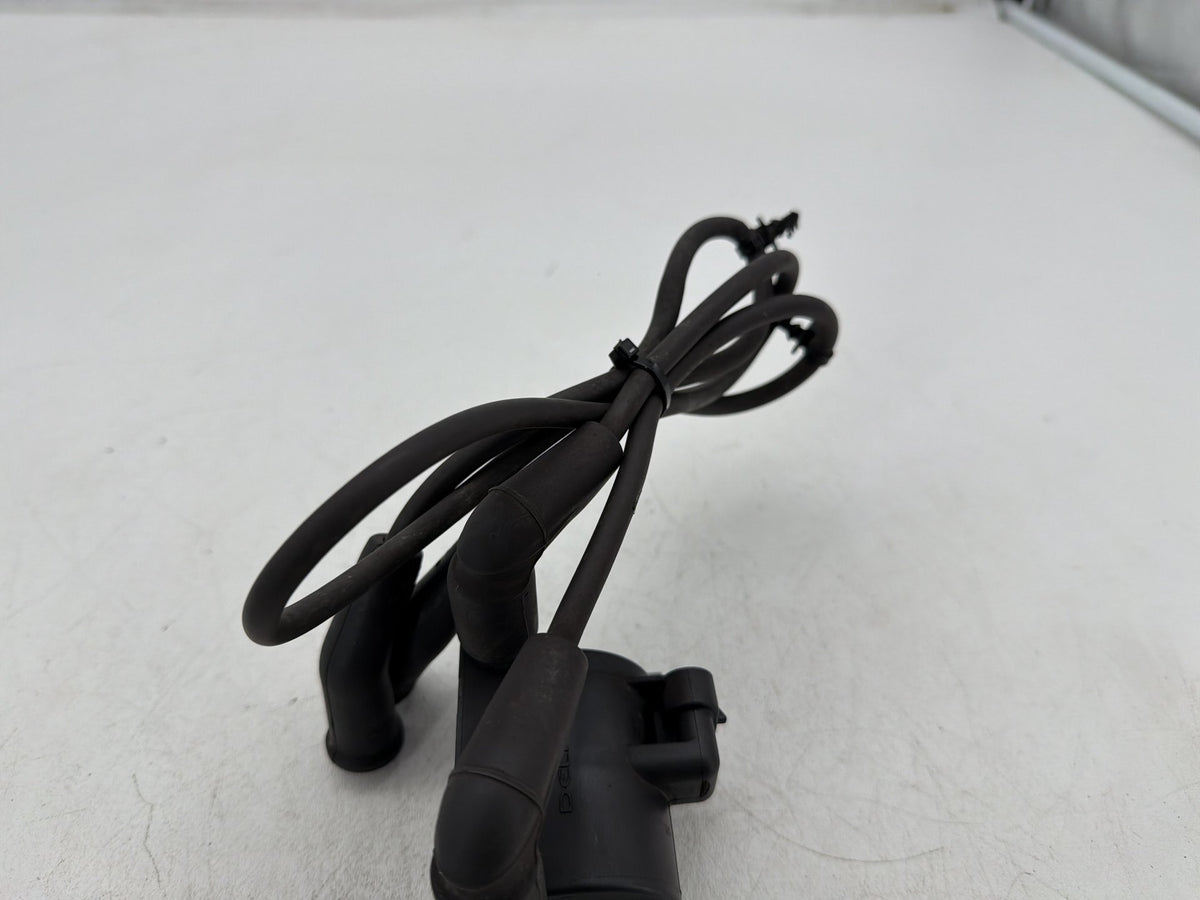 2011 Harley Road King Touring FLHR OEM Ignition Coil Spark Plugs Cable