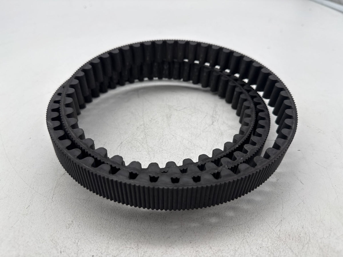 2014 Harley Softail Slim FLS OEM Rear Drive Belt 40000001 133T 24 mm