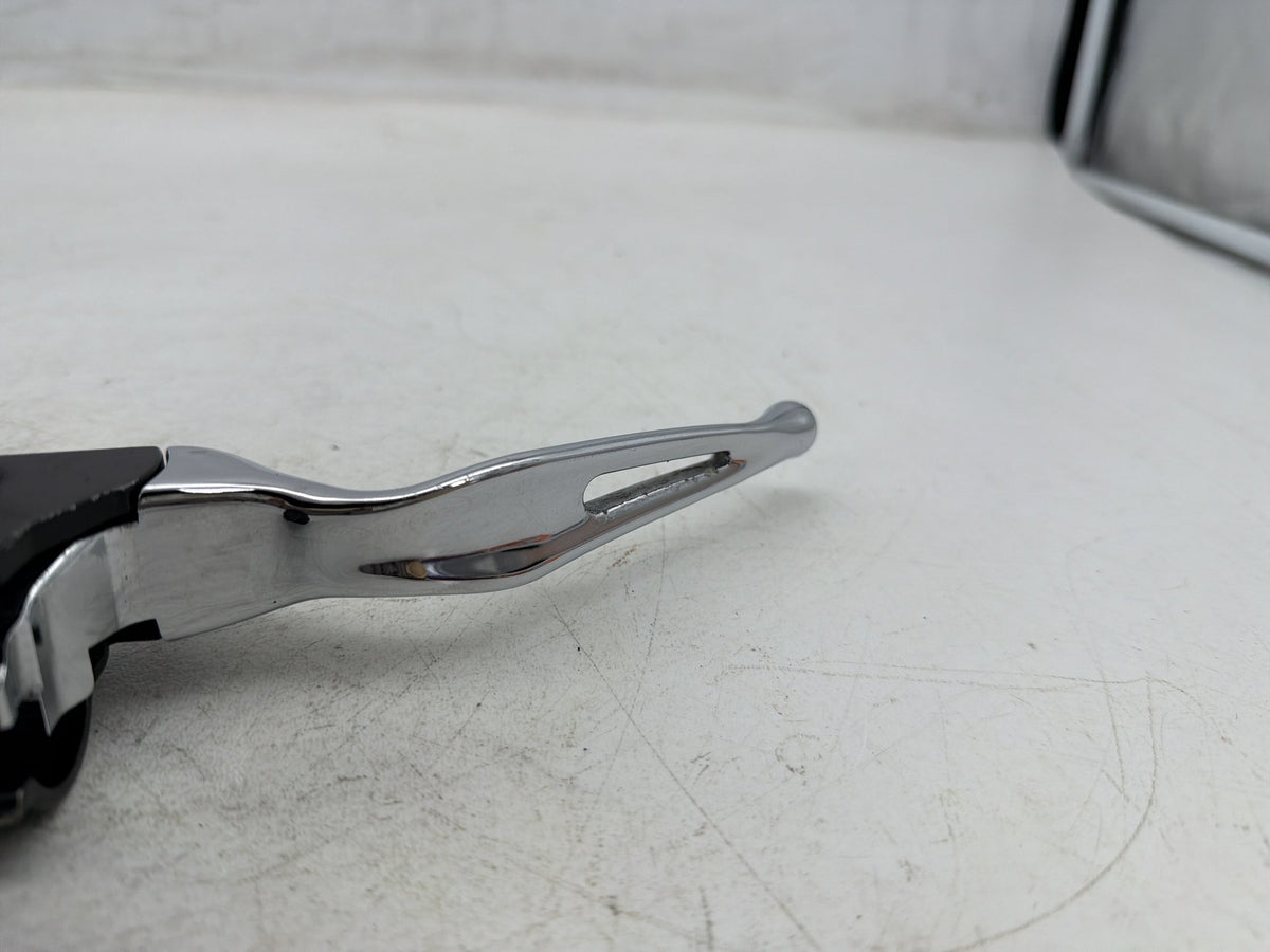2004 Harley Electra Glide Touring Ultra OEM Front Right Brake Lever Master Cylinder