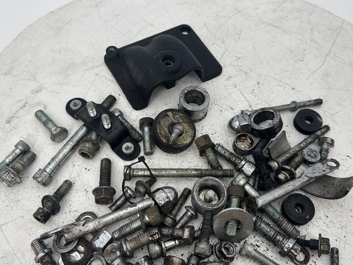 1999 Harley Dyna FXDL Low Rider OEM Hardware Bolts Nuts & Brackets 37178-99