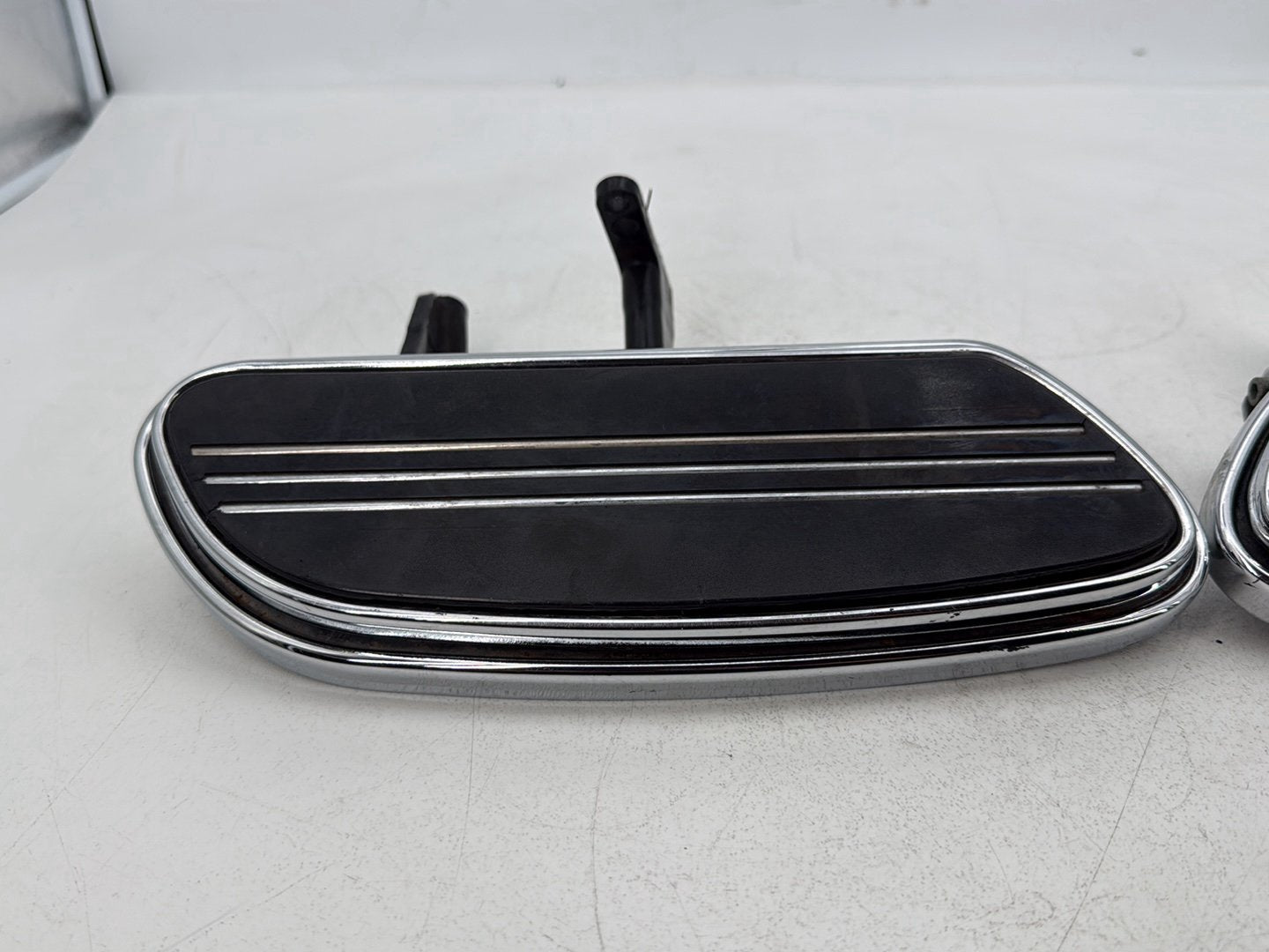 2007 - 2012 Harley-Davidson Touring Street Glide Left Right Driver Floorboard Foot Rest