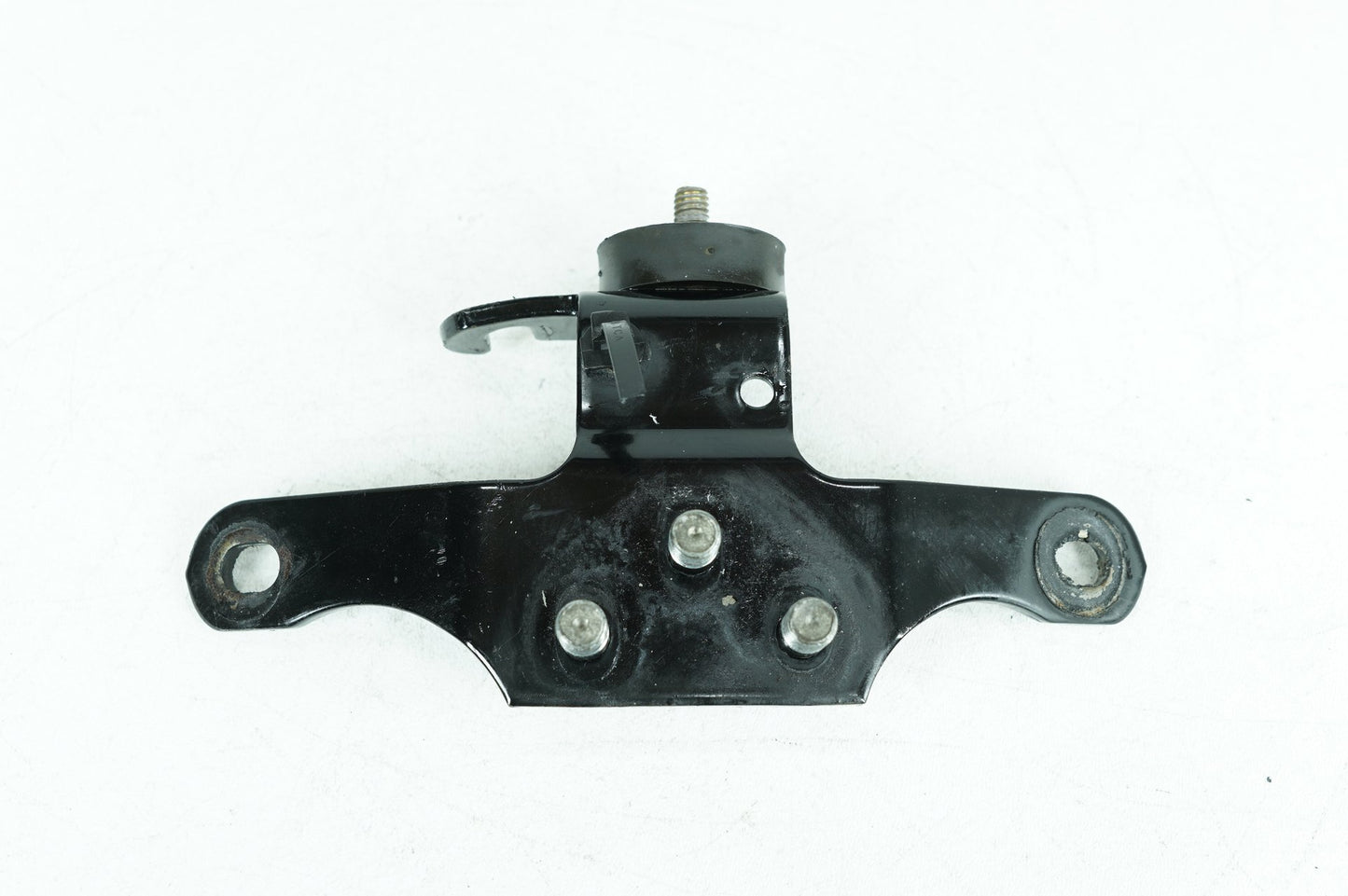 1999 - 2006 Harley-Davidson Softail Heritage Classic Engine Motor Mount Bracket  	69046-01