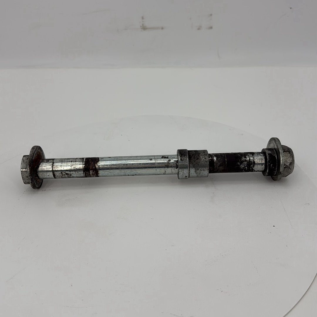 2007 - 2012 Harley-Davidson Touring Street Glide Rear Wheel Axle Bolt Shaft 41056-02