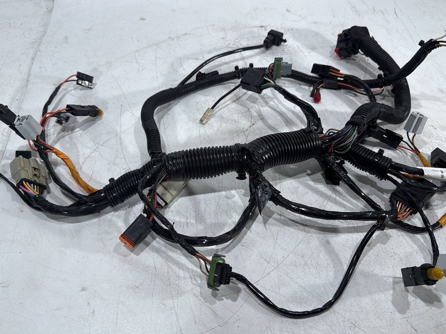 2011 Harley Street Glide Touring FLHX OEM Front Sub Wiring Harness Loom Interconnect