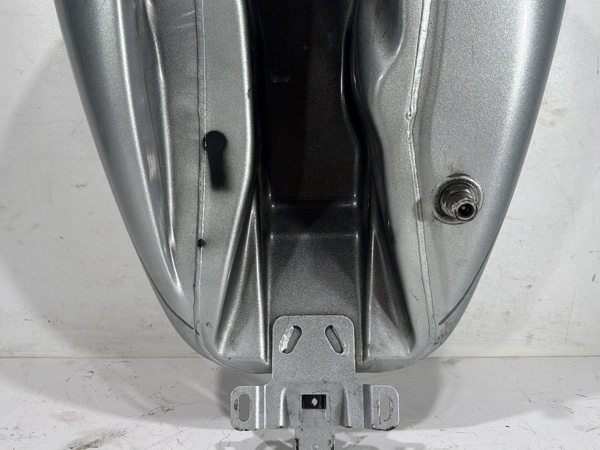2015 Harley Electra Glide Touring OEM Fuel Gas Tank Gasoline Reservoir DENTED