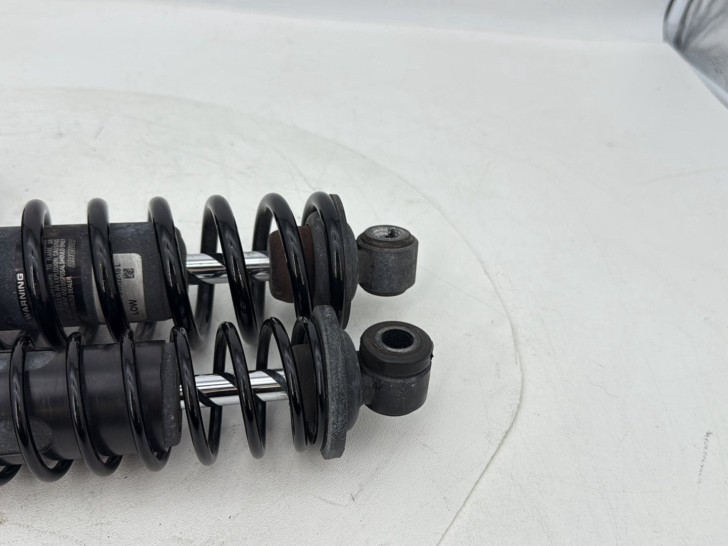 2019 - 2023 Harley-Davidson Touring Street Glide Rear Left Right Shock Absorbers 54000114