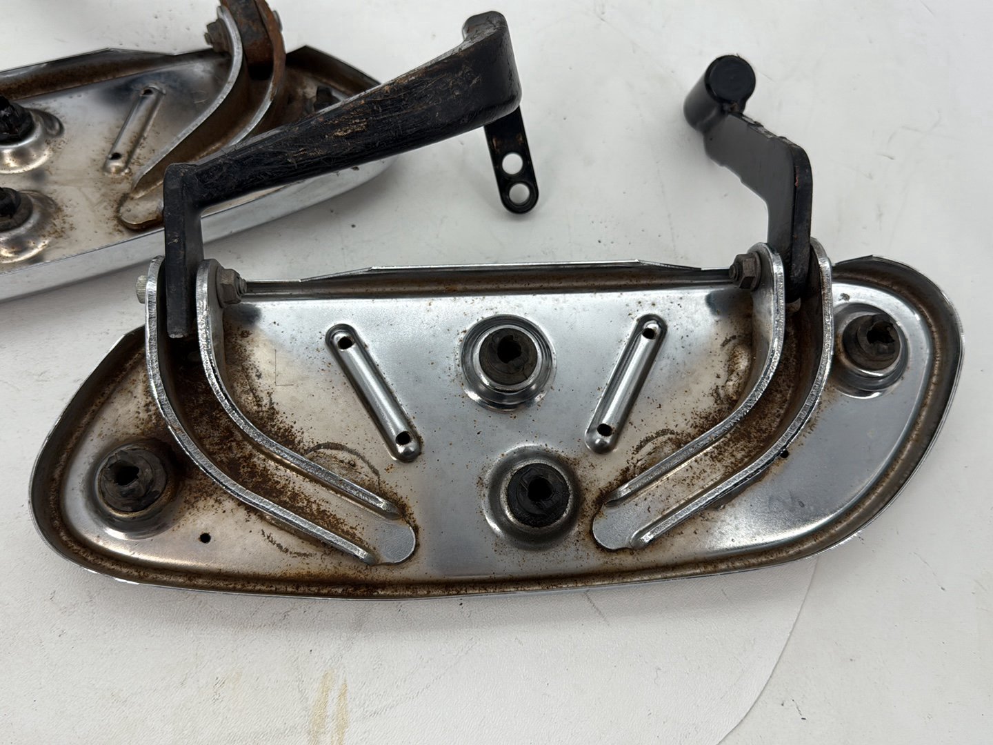 2007 Harley Street Glide Touring FLHX OEM Left Right Driver Floorboard Foot Rest