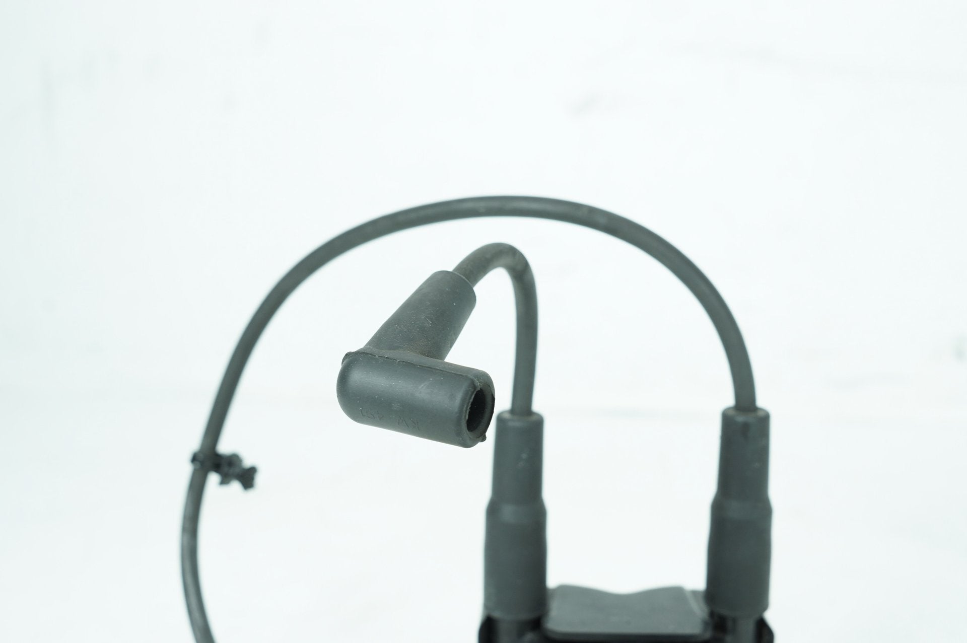 2007 - 2017 Harley-Davidson Dyna Low Rider Ignition Coil Spark Plugs Cable 31696-07A