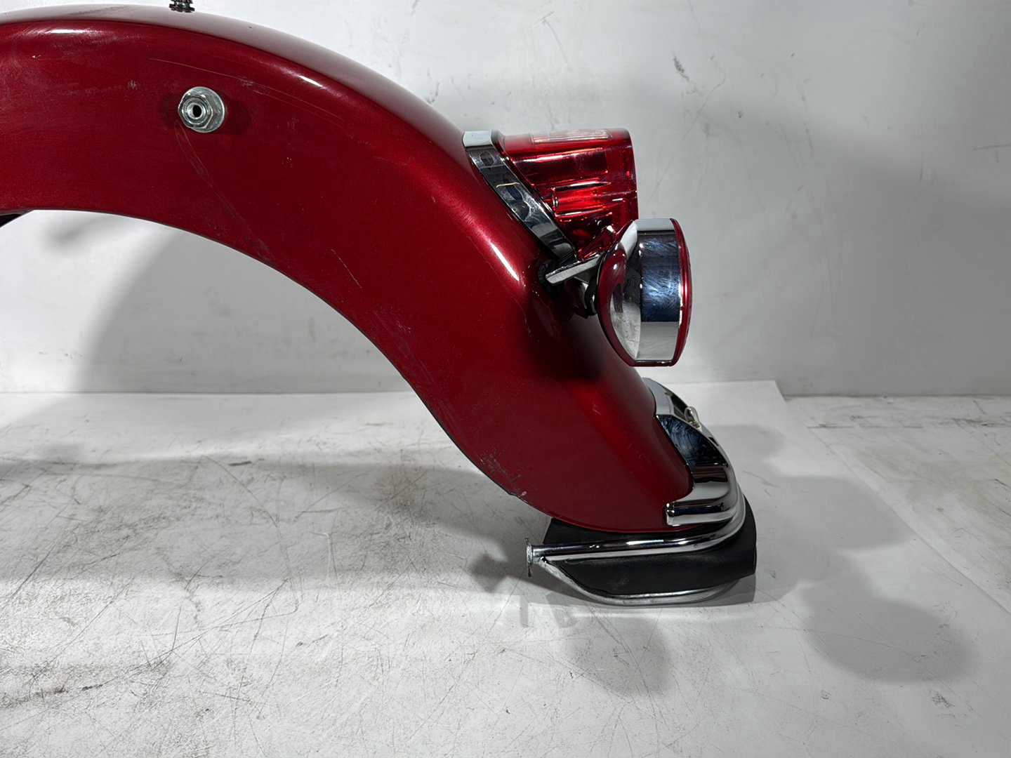 2007 Harley Touring FLHTC Electra Glide Classic OEM Rear Wheel Fender Turn Signal Indicators
