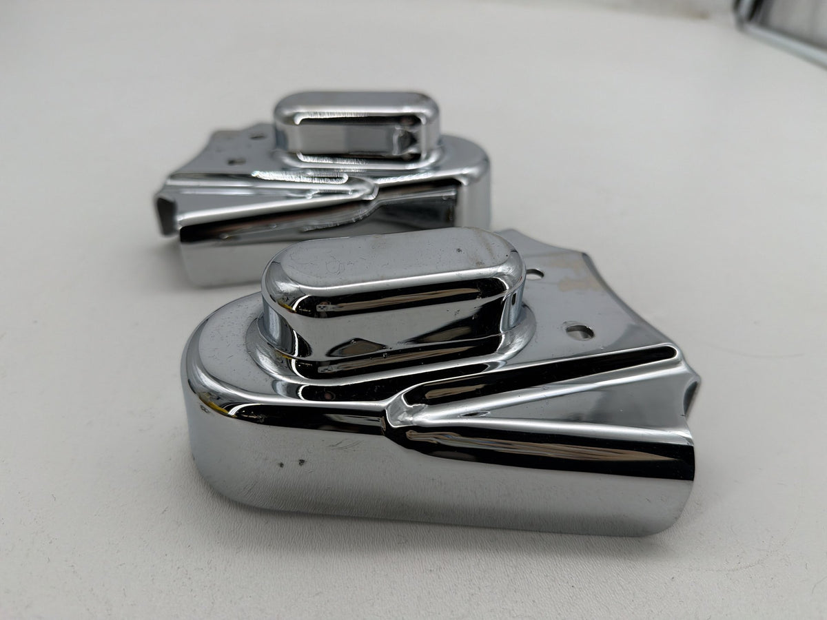 1994 Harley Softail Custom FXSTC Trim Rear Wheel Axle Nut Covers Caps Kuryakyn