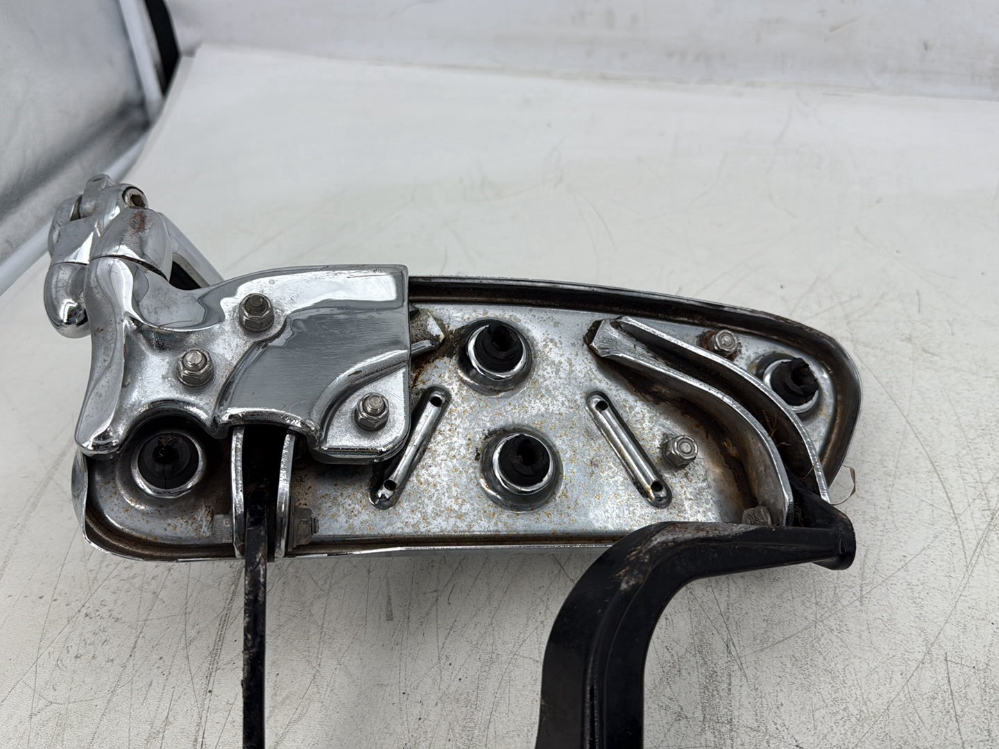 2015 Harley Road Glide Touring FLTRXS OEM Left Right Driver Floorboard Foot Rest