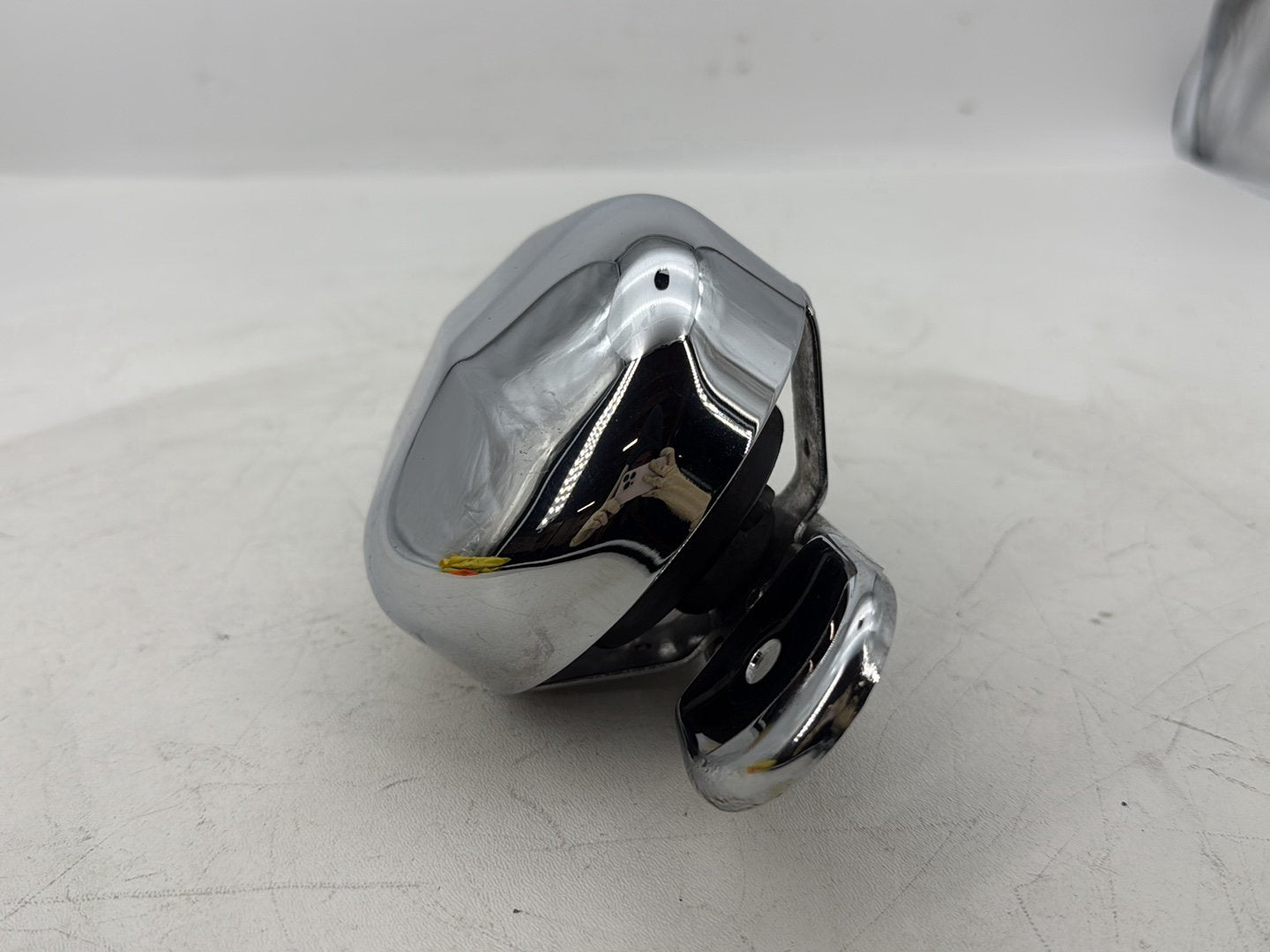 1999 - 2006 Harley-Davidson Softail Heritage Horn Signal Klaxon Chrome Cover  	69012-93A