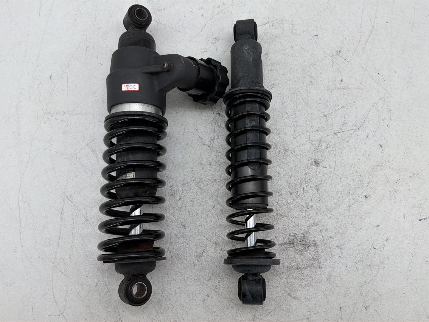 15 Harley Electra Glide Touring Ultra Rear Left Right Shock Absorbers Low Profile 12"