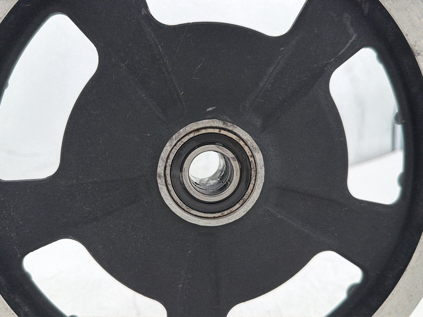 2013 Harley Street Glide Touring FLHX OEM Rear Driver Pulley Sprocket 68T 1"