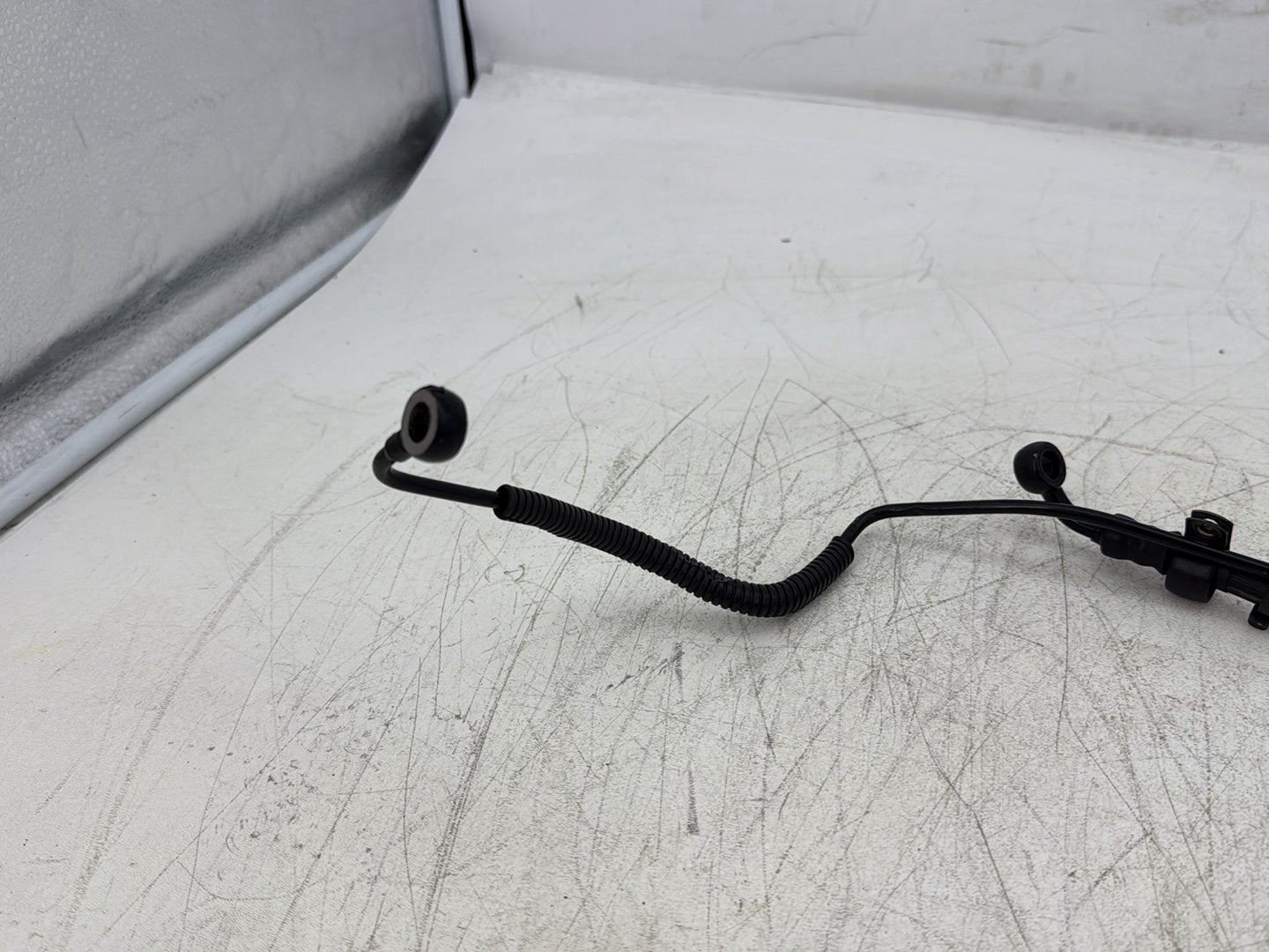 1998 Harley Touring FLHTCUI Electra Glide Ultra OEM Rear Brake Hose Line Pipe