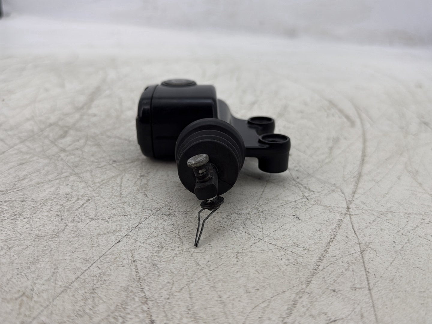 2015 Harley Road Glide Touring FLTRXS OEM Rear Brake Master Cylinder Reservoir