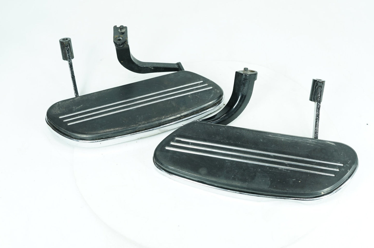 2008 - 2016 Harley-Davidson Touring Road Glide Custom Left Right Driver Floorboard Foot Rest 50683-04
