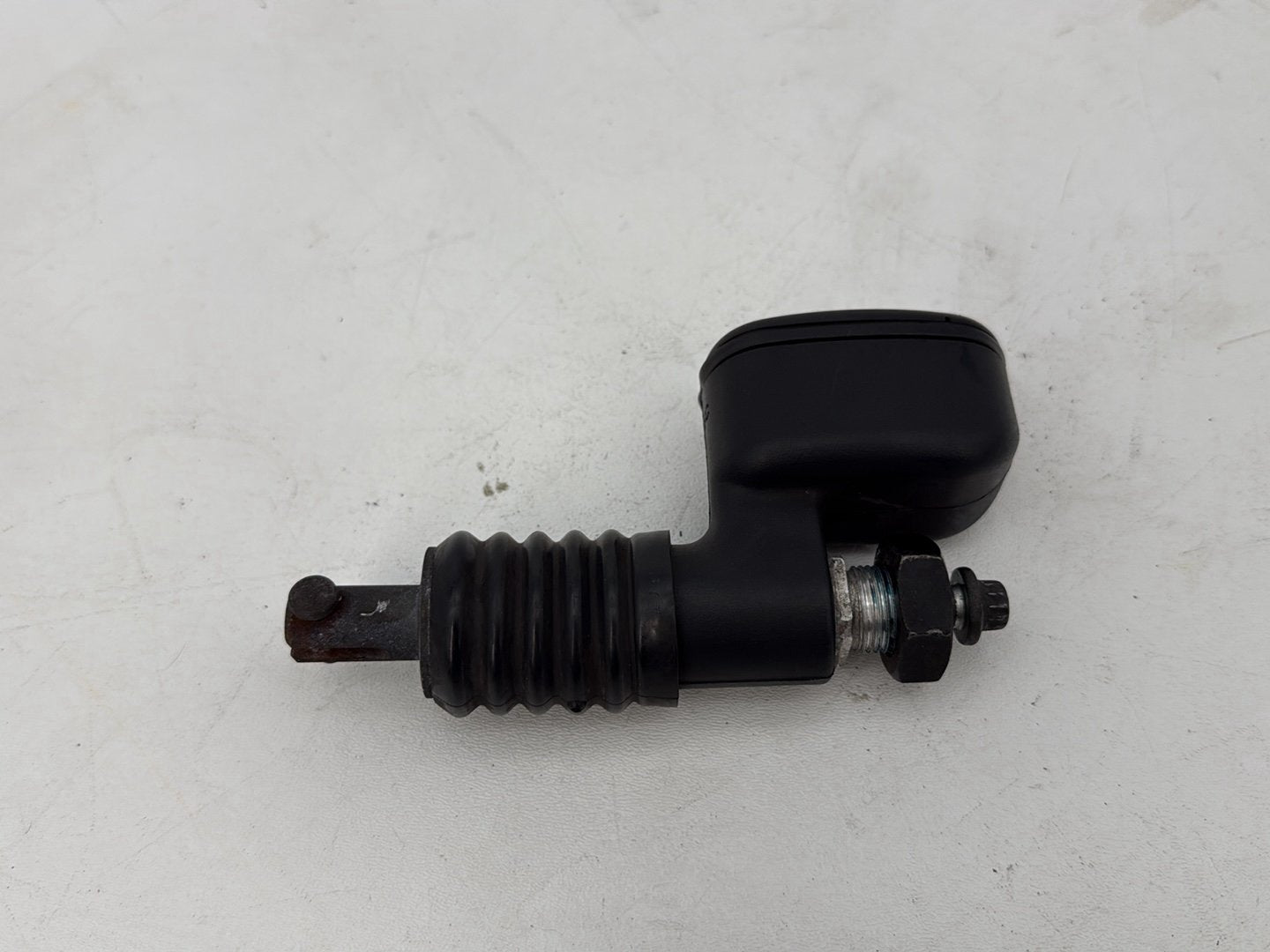 1999 - 2006 Harley-Davidson Touring Electra Glide Rear Brake Master Cylinder Reservoir 41767-05A
