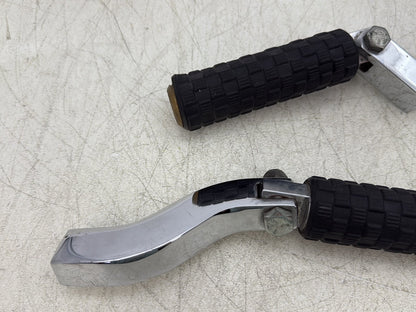 2004 Harley Dyna Super Glide FXDI OEM Passenger Left & Right Foot Pegs