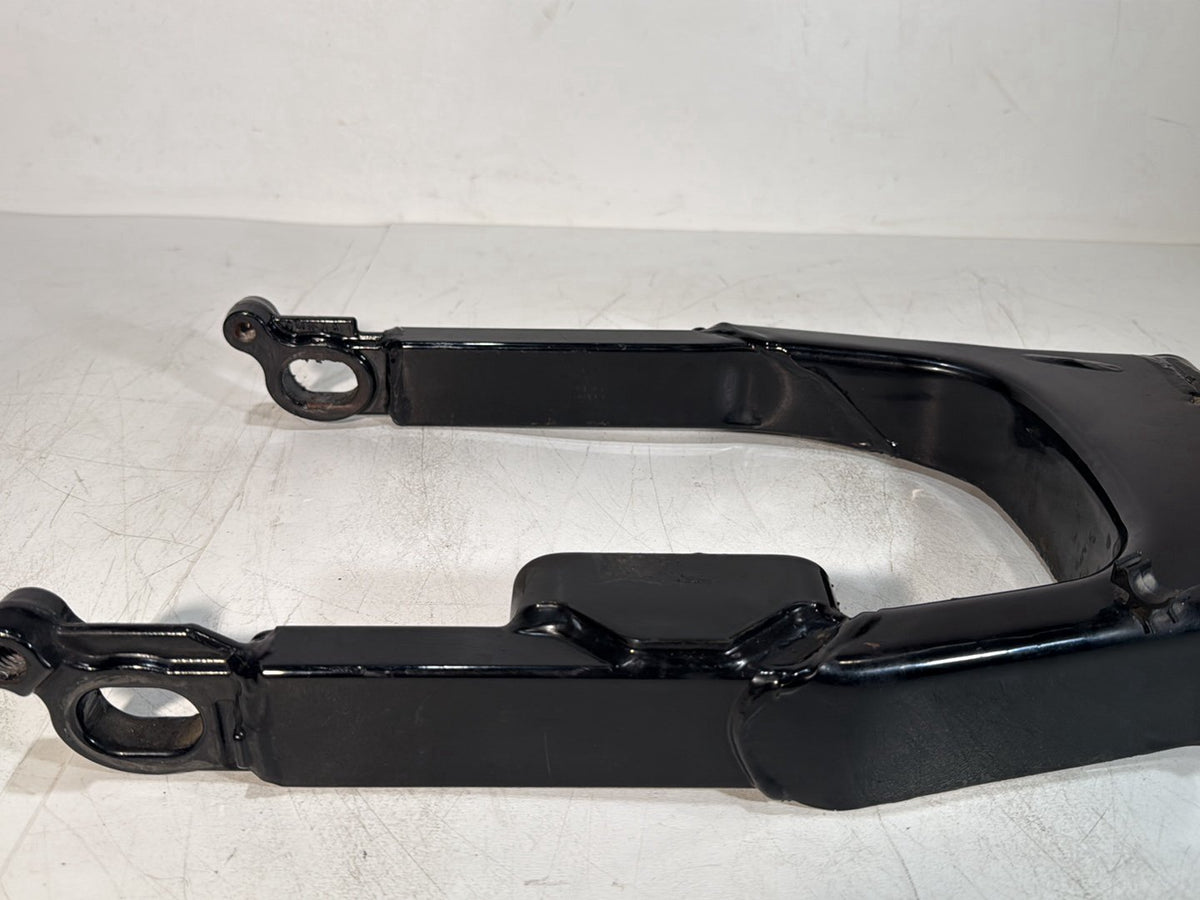 2007 - 2012 Harley-Davidson Touring Electra Glide Ultra Rear Fork Swingarm Swing Arm 47549-02A