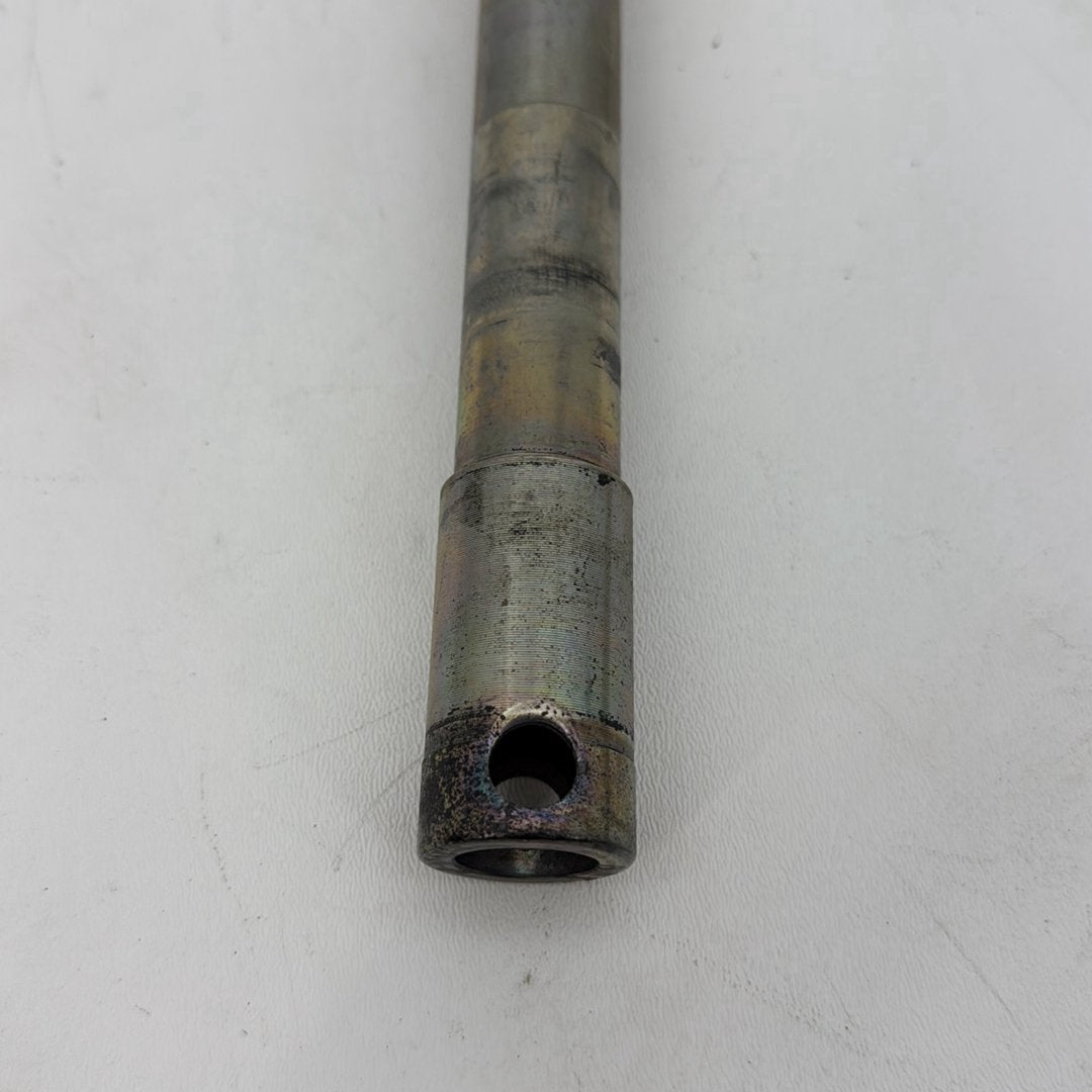 2007 - 2012 Harley-Davidson Dyna Super Glide Front Wheel Axle Bolt Shaft 41628-08