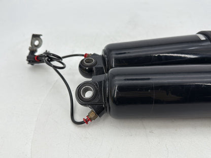 2007 - 2011 Harley-Davidson Touring Electra Glide Ultra Rear Left Right Shock Absorbers 54636-09