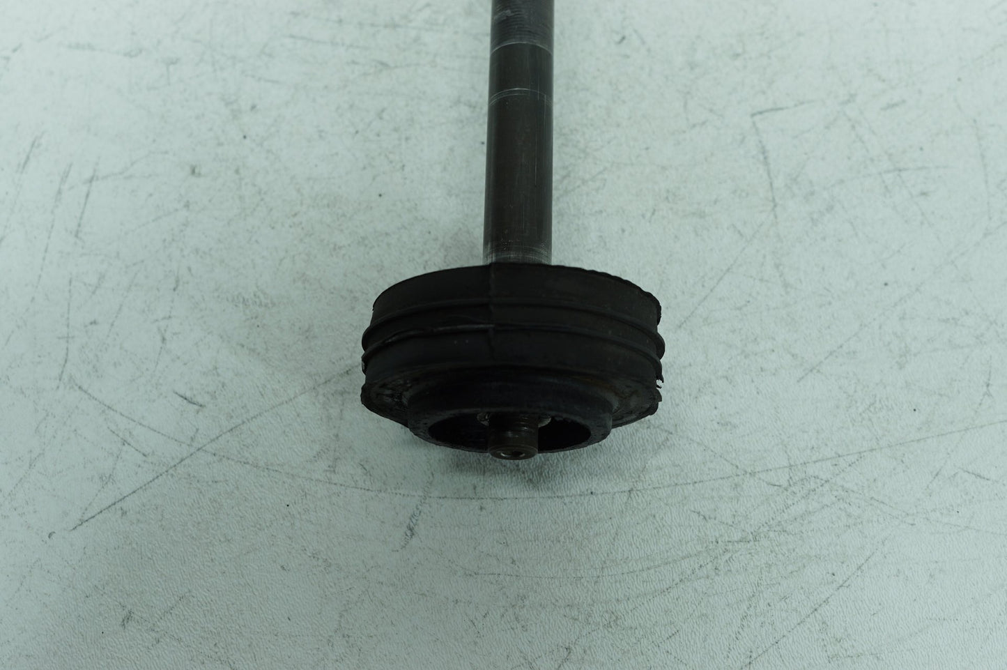 1999 Harley-Davidson Touring Road King Rear Fork Swingarm Pivot Bolt Shaft 47492-89A