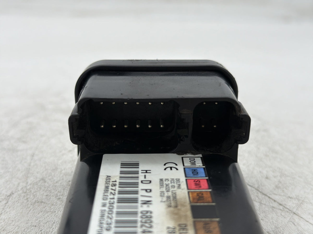 2012 Harley Electra Glide Touring Ultra OEM Turn Signal Security Module TSSM
