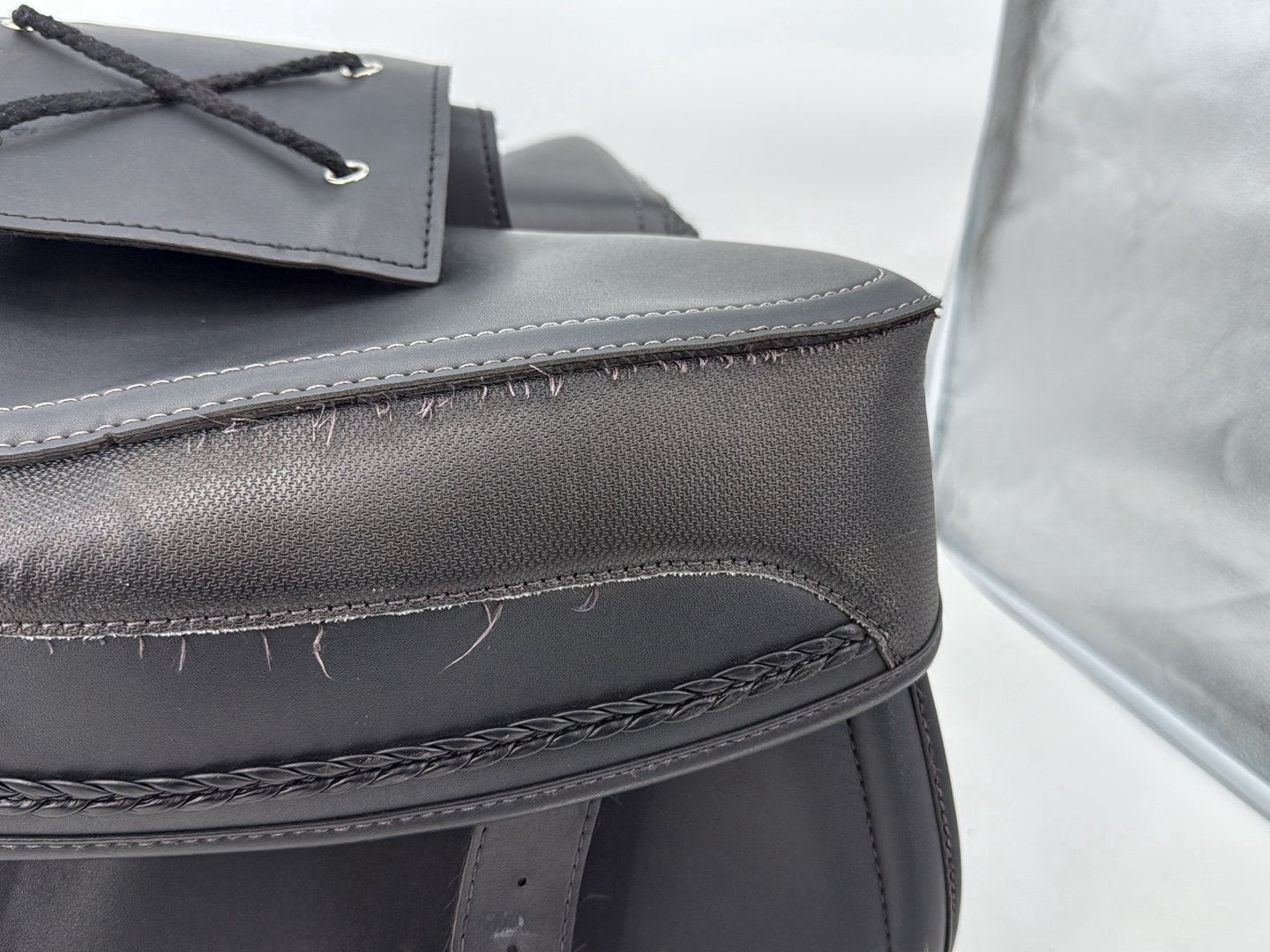 2004 - 2013 Harley-Davidson Sportster 883 Custom Rear Left Right Saddlebags Luggage Leather KEMI-MOTO