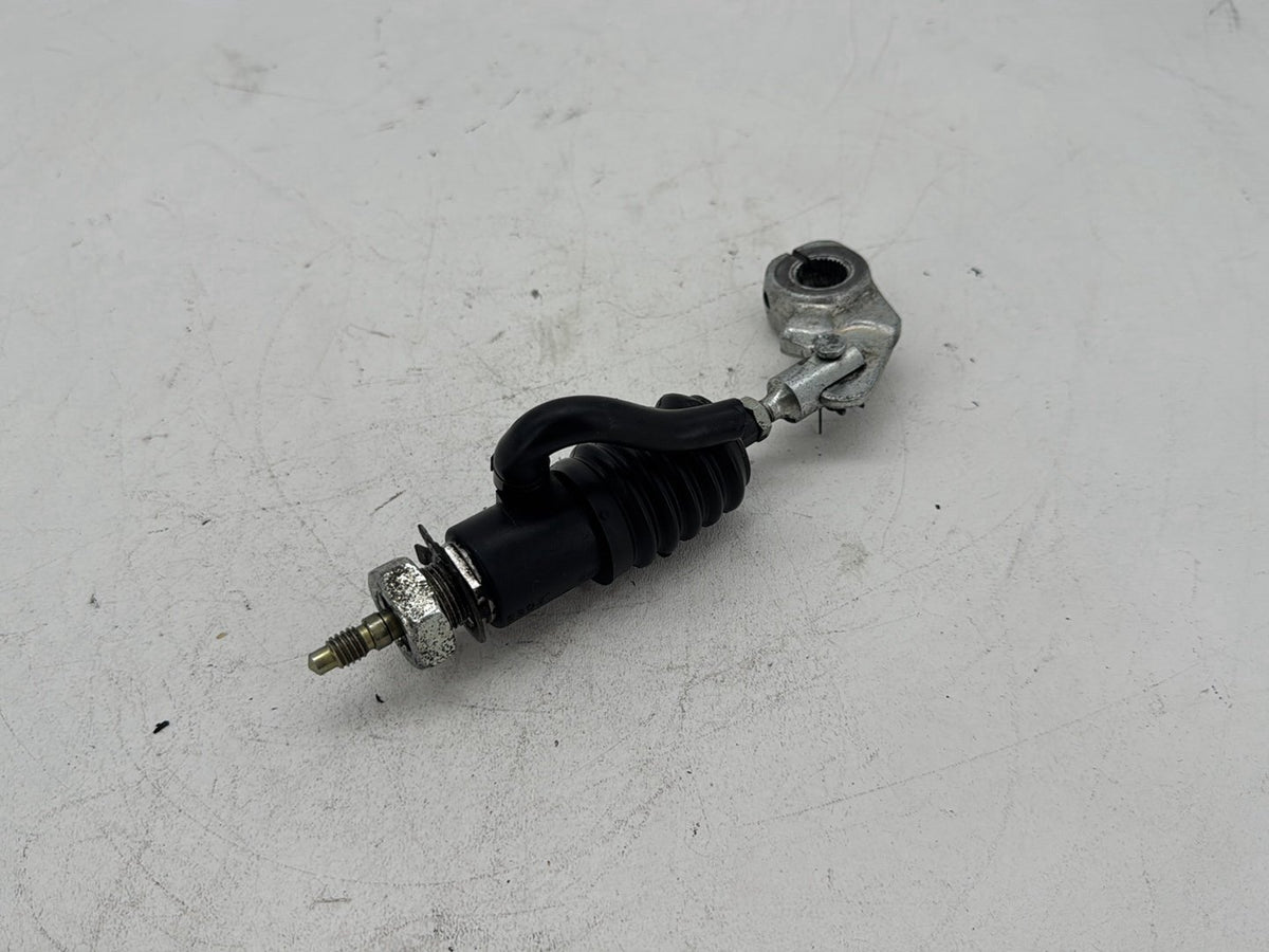 1996 Harley Road King Touring Police FLHPI OEM Rear Stop Brake Master Cylinder
