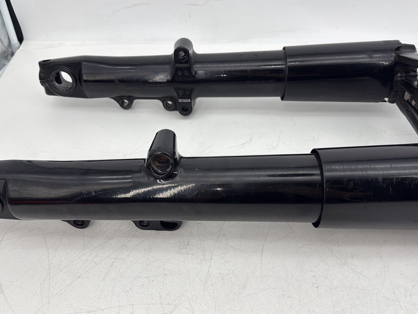 2015 Harley Touring FLHXS Street Glide OEM Front Triple Tree Set & LH RH Fork Legs Sliders